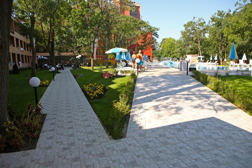 Хотел юнона ол инклузив 3*